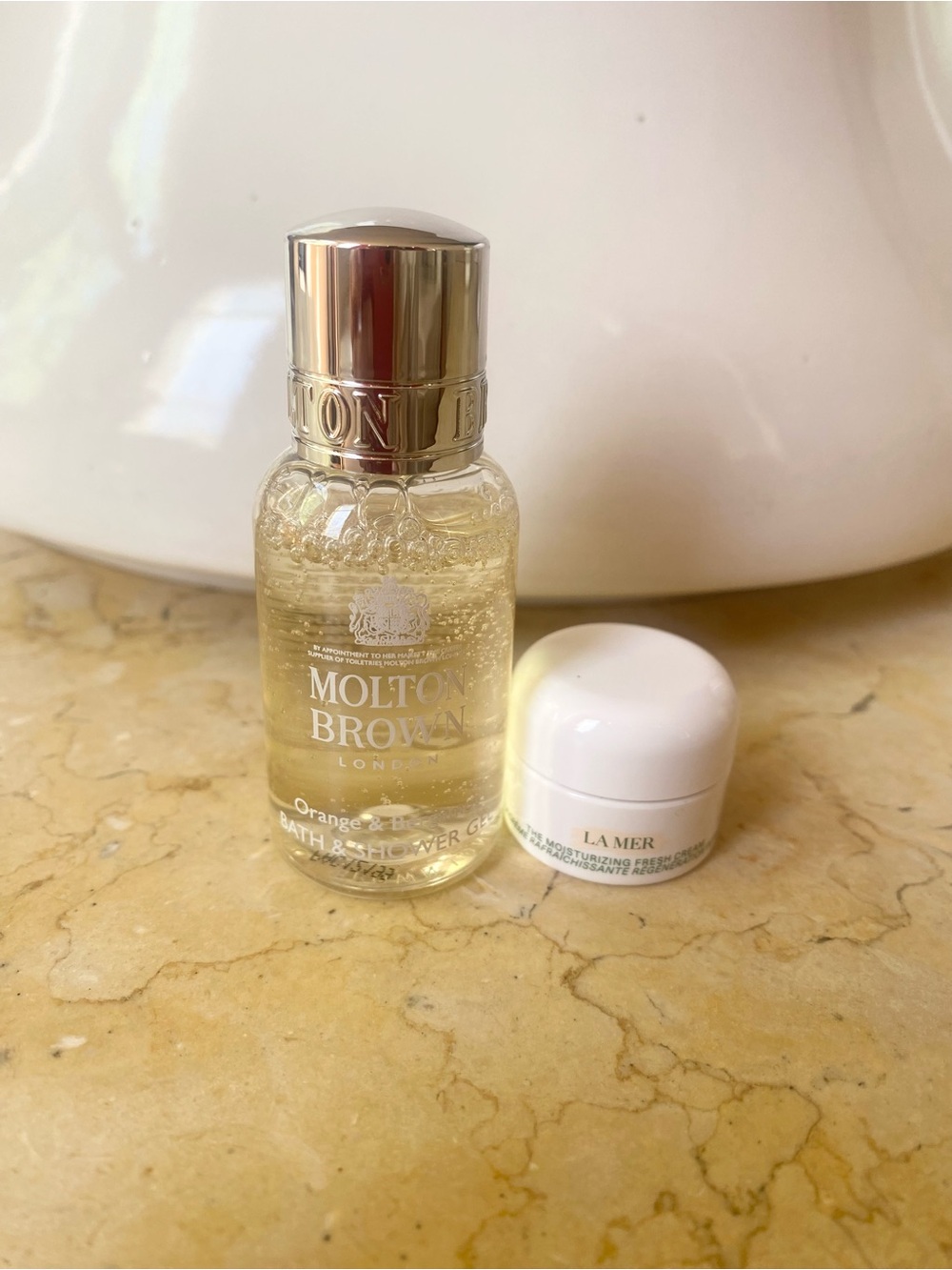Molton Brown Orange Bath & Shower Gel La Mer cream Samples